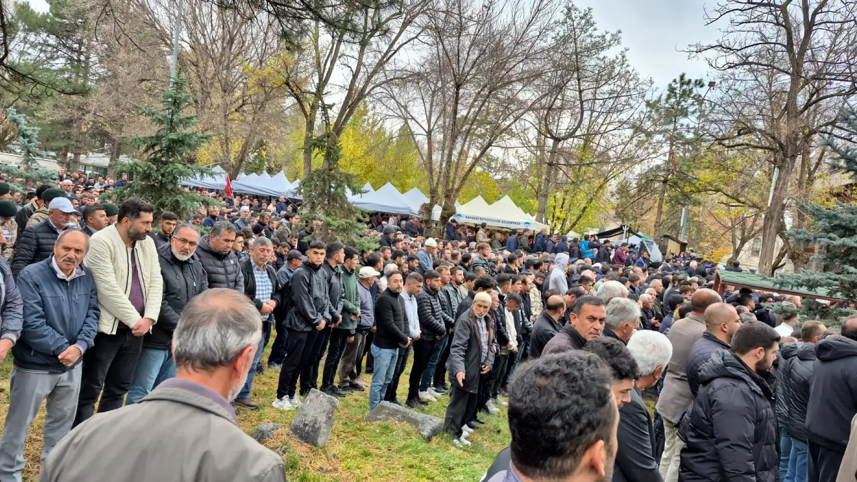 Kayseri şehidini uğurluyor… Yürek yakan veda…