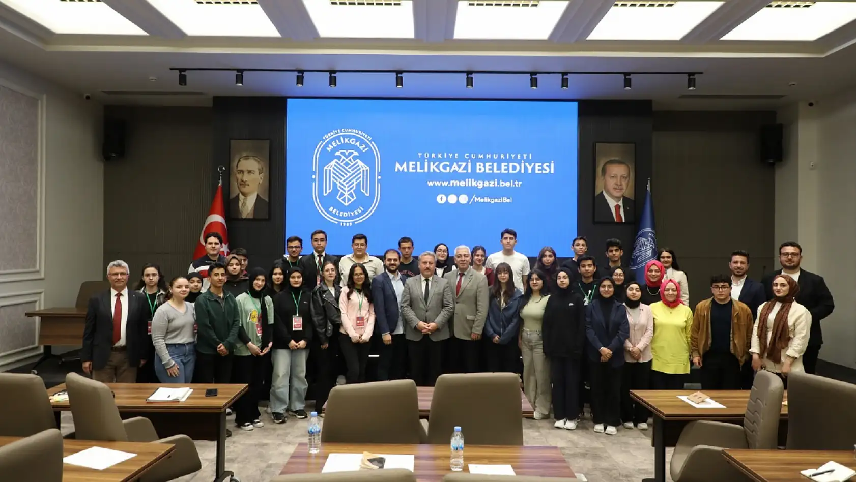 Mektep Melikgazi düşünce liderlerini yetiştiriyor