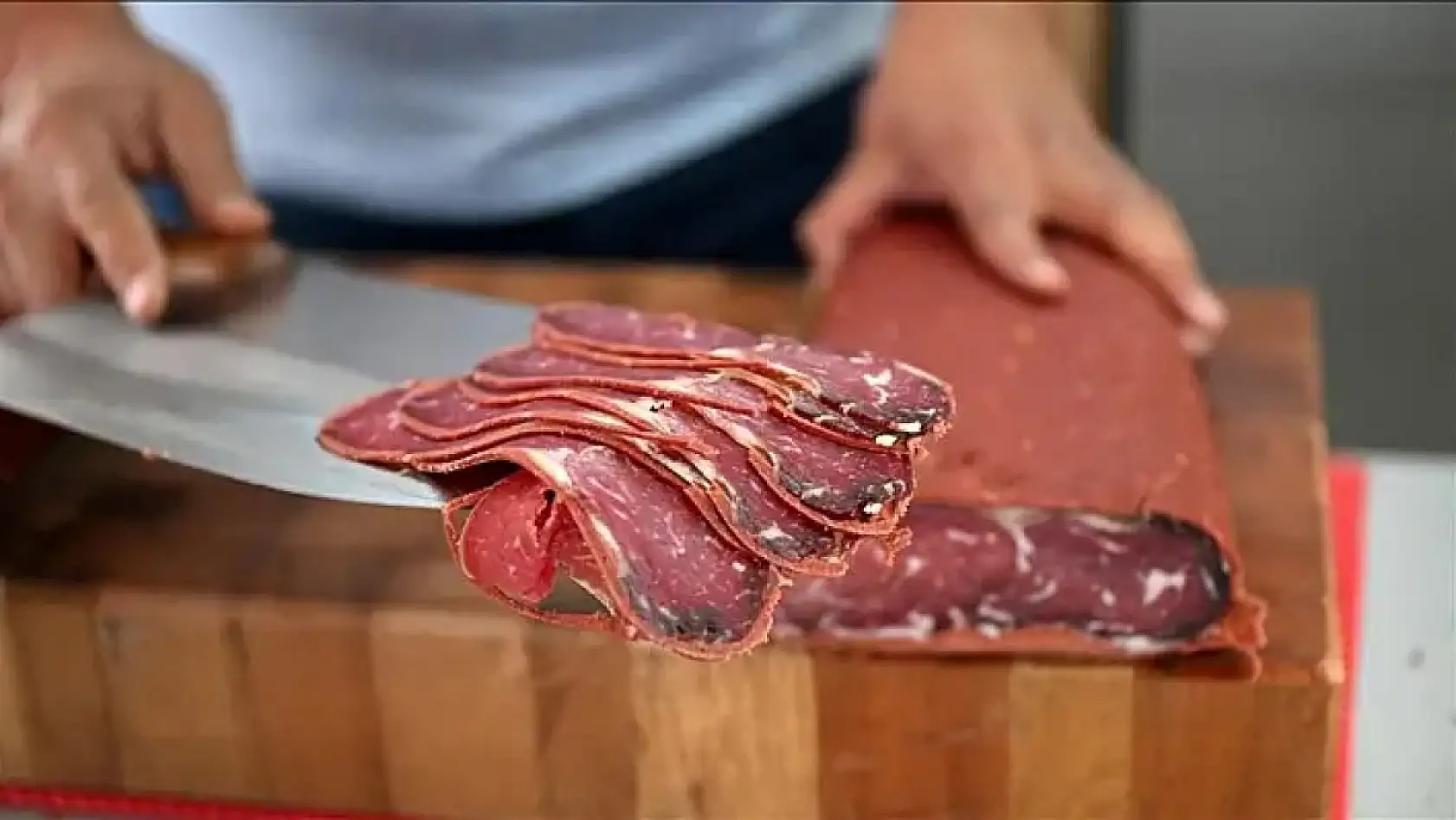 Kayseri kısa kısa: Kene ısırması, Tarihi buluşma, Afyon sucuğu, Kayserispor...