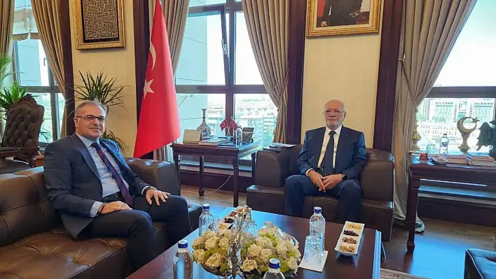 Kayseri kısa kısa: Sahte dolar, Şaban Çopuroğlu, Yataş grev, Servis zammı, Kayserispor...