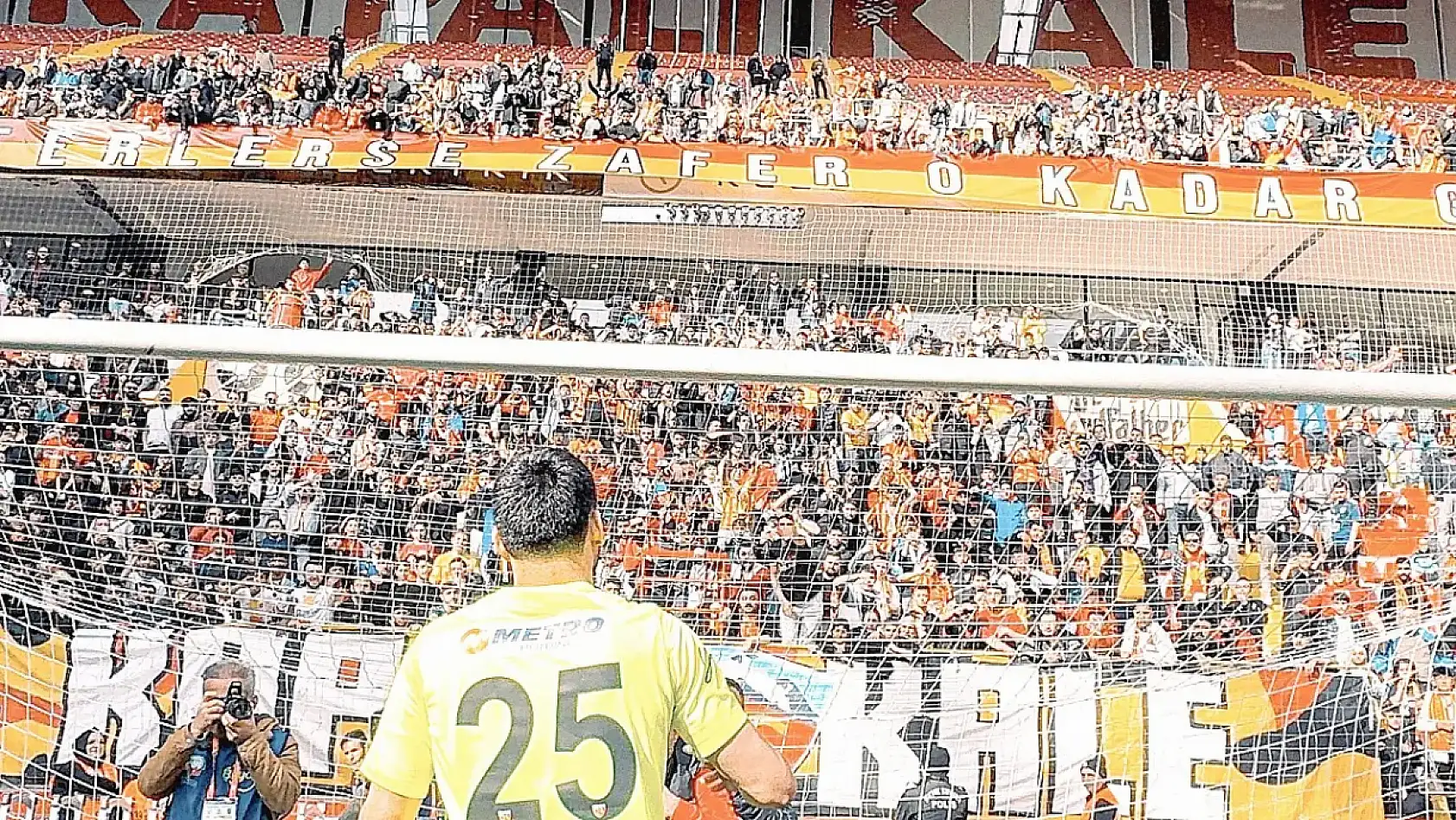 Kayseri'de hareketli çarşamba: Hırsızlar, EDS, Bellona, festival, Hizmet-İş, vize serbestisi, Kayserispor...