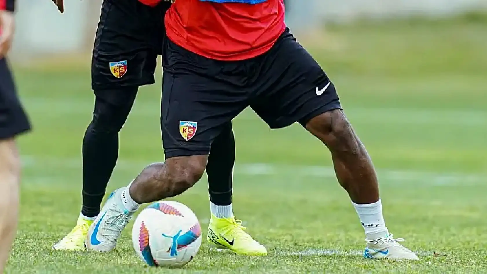 İşte 20 Kasım günü Kayseri'den kısa kısa haberler - Kentte FETÖ operasyonu,  Dursun Ataş görevi, ERÜ'de istifa...