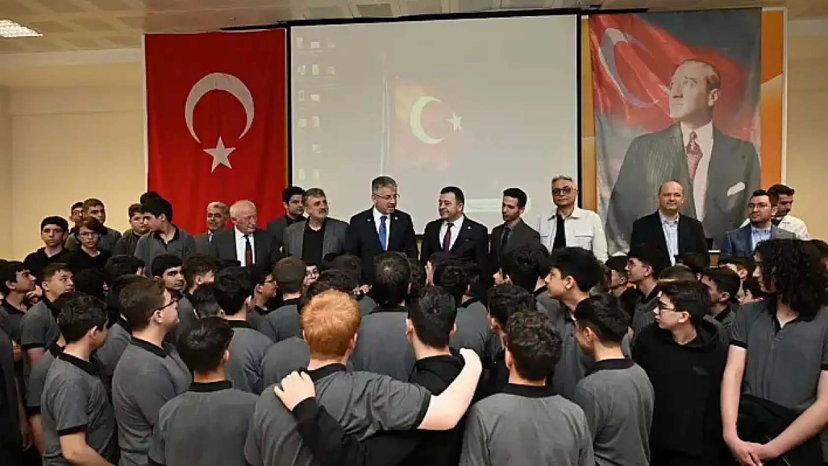Kayseri'den Kısa Kısa: Trafik Cezası, Yangın, Çarşı Melikgazi, Kayserispor…