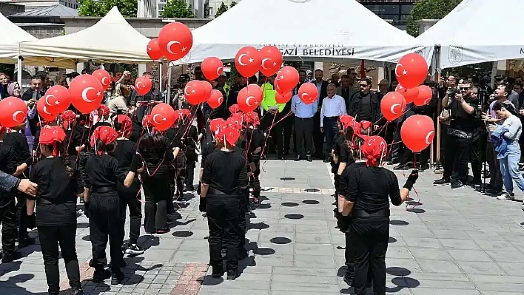 Yüksek Hızlı Tren, Tuncay Özilhan, Kayserispor, Öğretmenevi - 6 Mayıs Çarşamba günü Kayseri'de neler yaşandı?