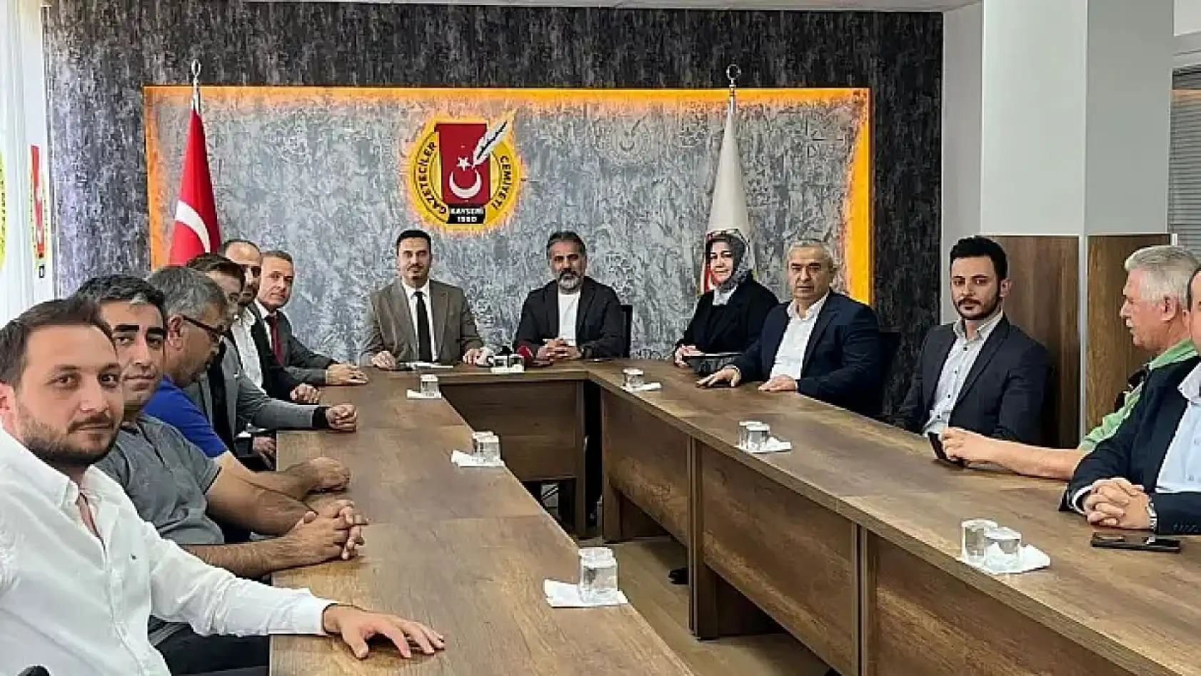 Kayseri'den kısa kısa: Kavga, Kaza, Sucuk İfşa, Develi, Kayserispor...