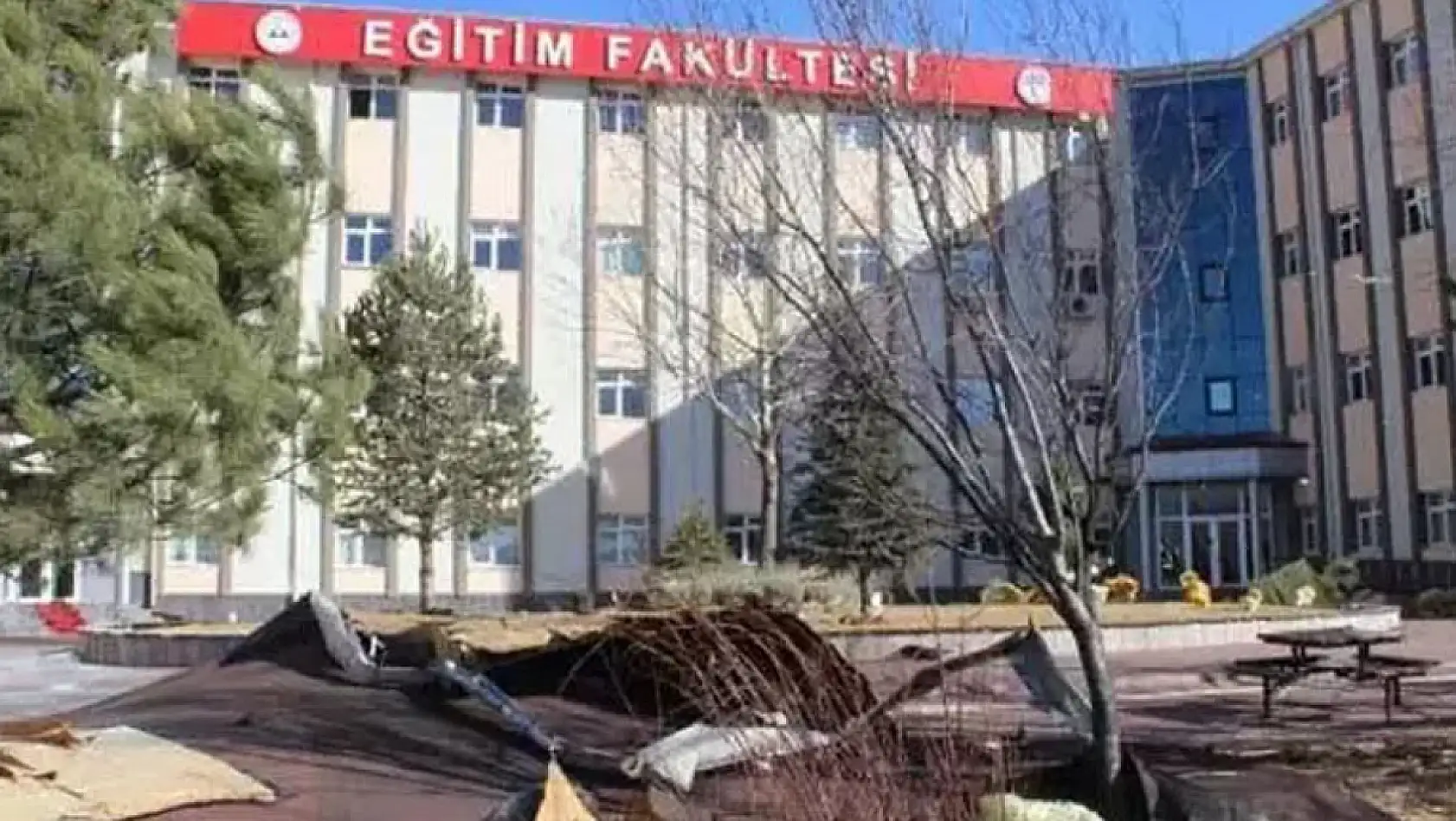 Erciyes Üniversitesi'nde büyük gurur - Rektöre tebrik yağıyor!