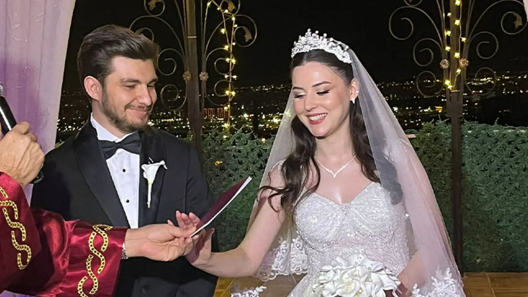 Murat ve Açıkgöz ailelerinin mutlu günü!