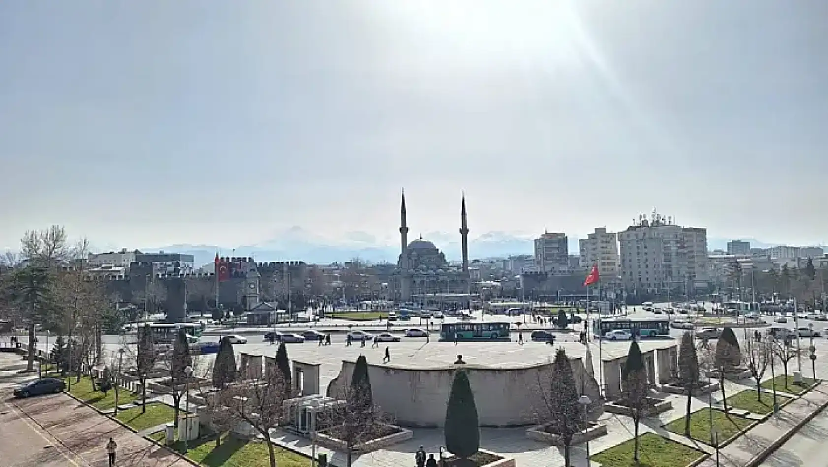 Kayseri'de 9 Mayıs Cumartesi günü itibariyle çok sayıda otobüs güzergahı ve sefer saatinde değişikliğe gidildi!
