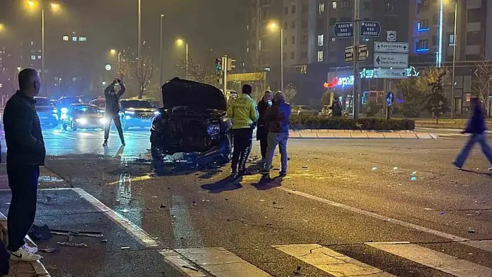 Kayseri'den kısa kısa: Trafik kazası, Küçük Sanayi Alanı, Bülent Ersoy, Erciyes, Kayserispor…