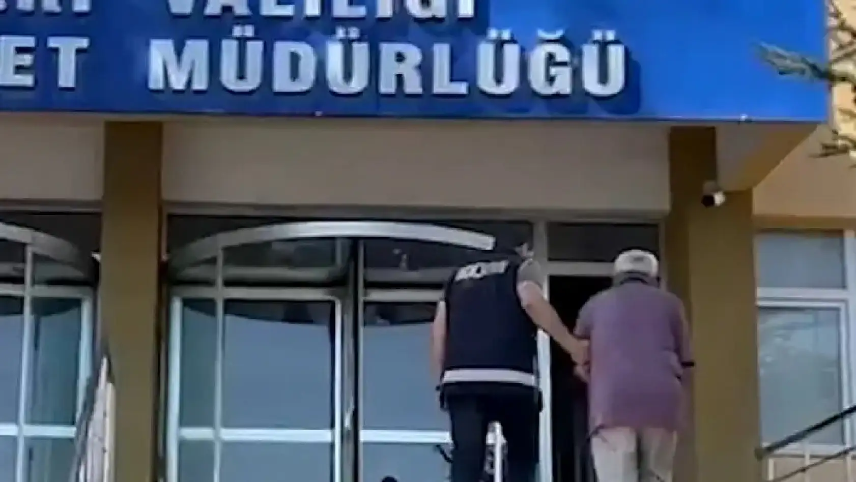 Kayseri'den Kısa Kısa: Tefecilik, Kaçak Sigara, Anahtar Parti, Kayseri Havalimanı, Süt Zammı, Kayserispor