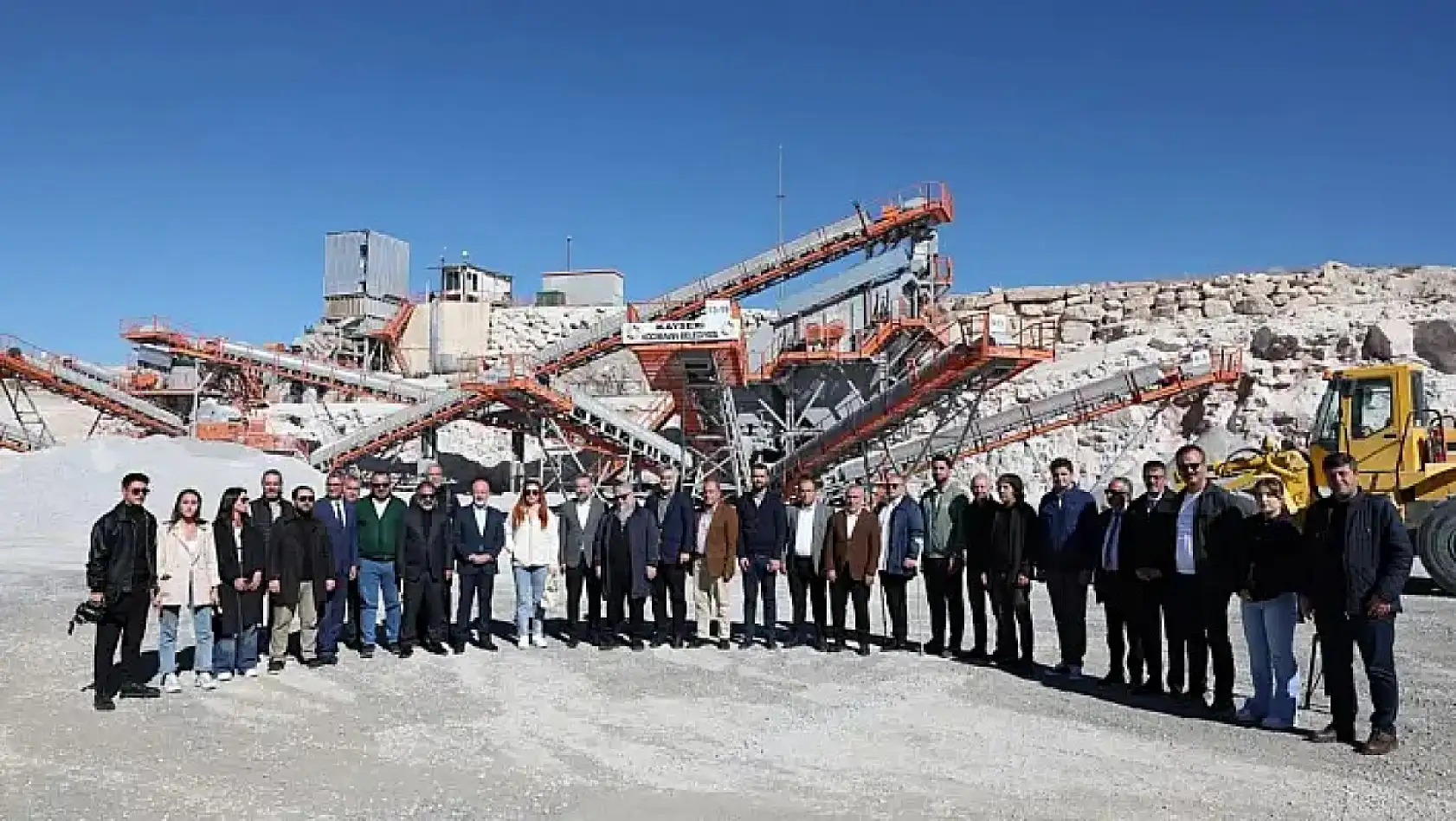 Kayseri kısa kısa: Ceza, Hulusi Akar, CHP, İlçe Krizi, ERÜ, Kayserispor…