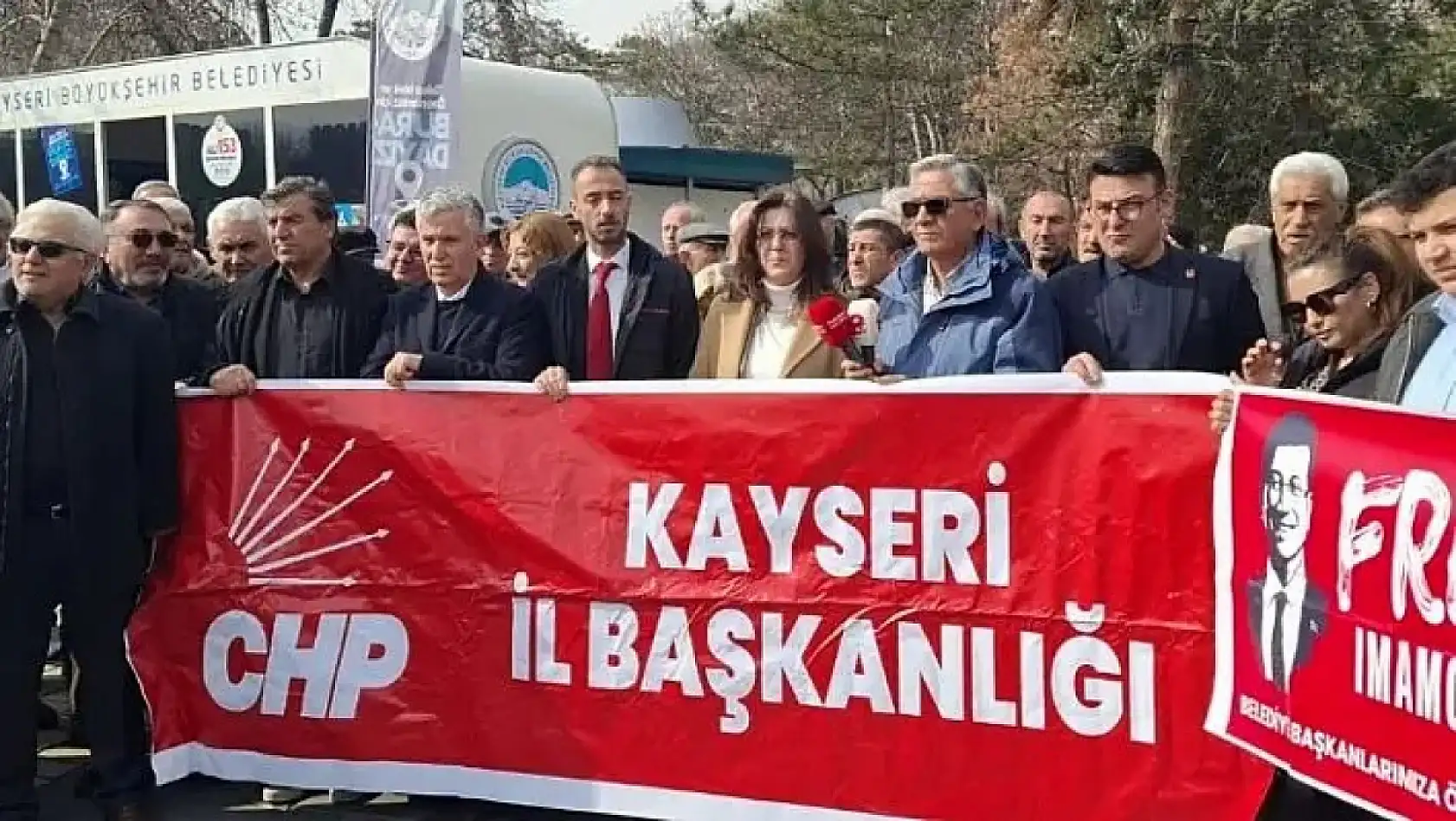 Kayseri'den Kısa Kısa: Zabıta Ekipleri, Arazi Anlaşmazlığı, Memduh Büyükkılıç, Hızlı Tren, Kayserispor…