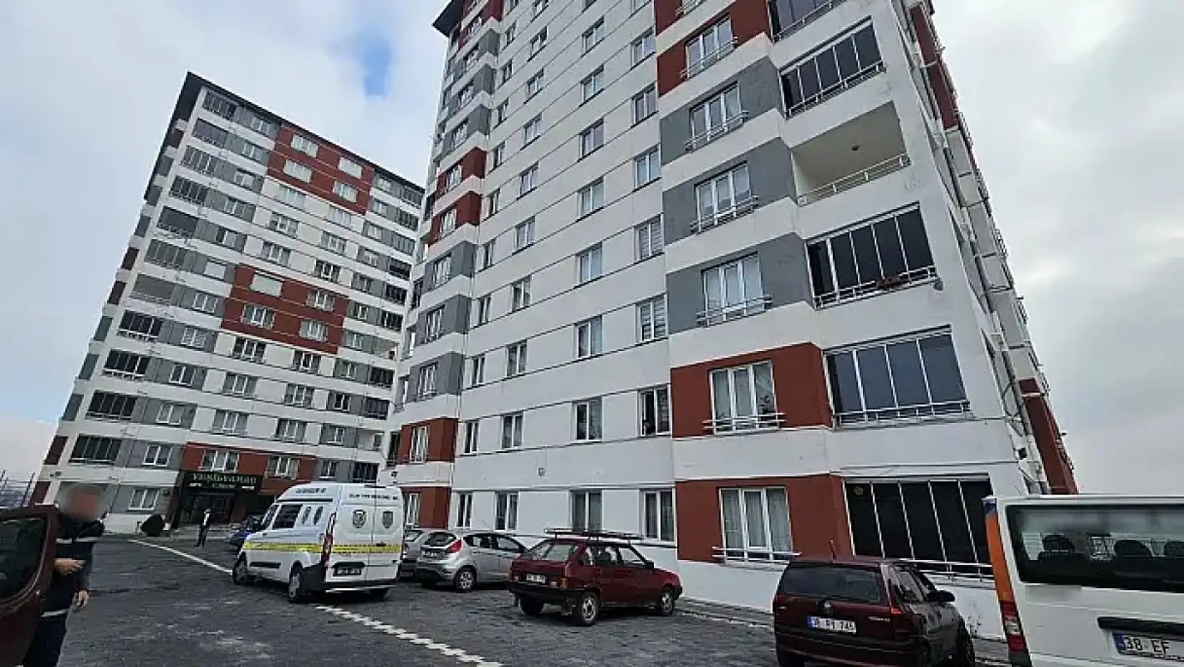 Kayseri'den kısa kısa: Bıçaklı yaralama, Miting, Millet Bahçesi, Katlı Kavşak, Kayserispor…