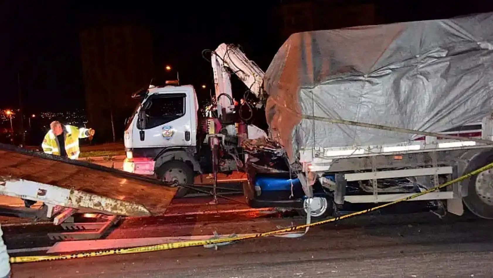 Kayseri kısa kısa - Trafik kazası, İzzet Buzkan, Butik AVM, Havalimanı, Kayserispor...