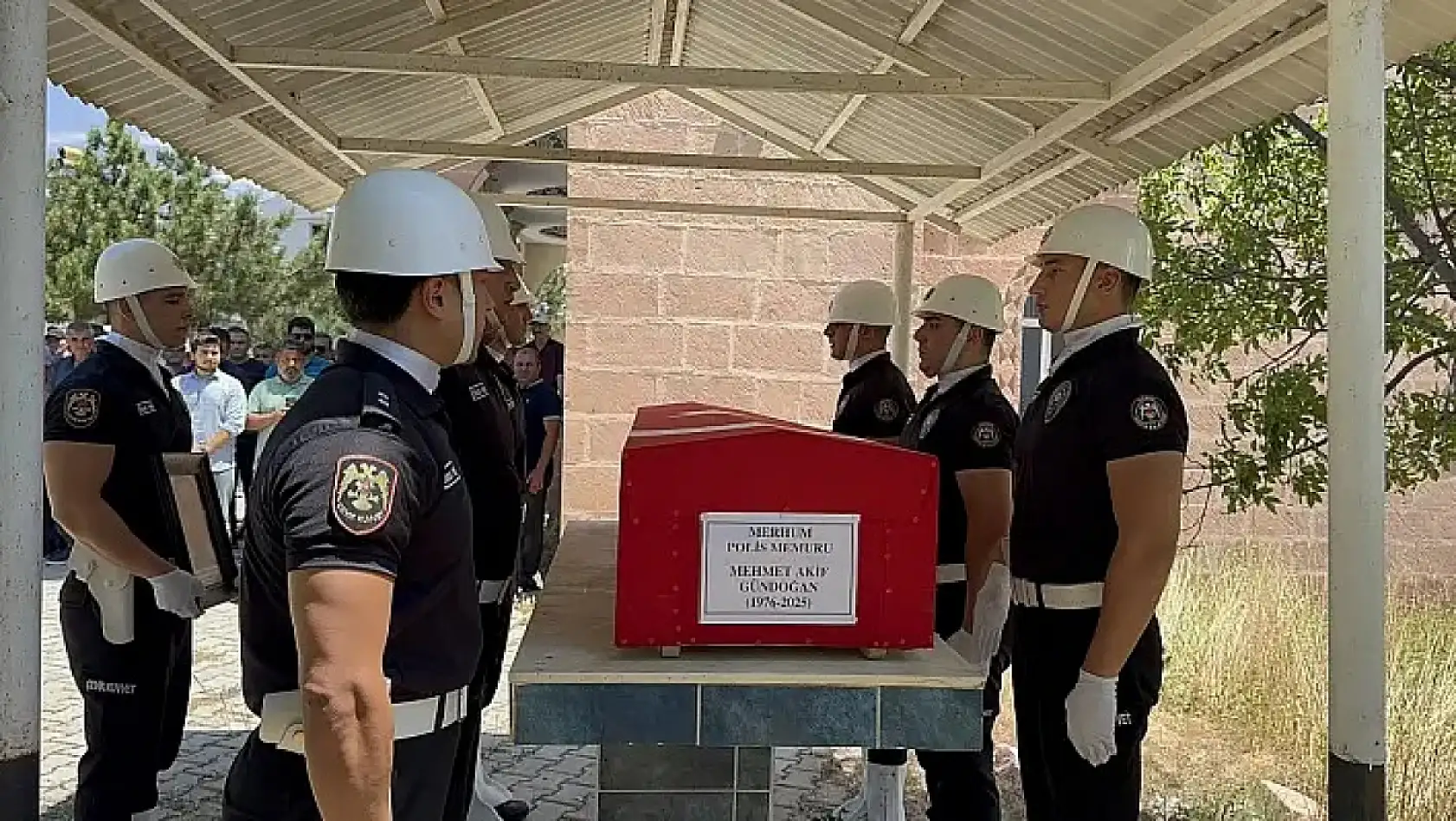 Kayseri kısa kısa: Polis memuru, Hulusi Akar, Yeni kaymakam, Hızlı tren, Kayserispor...