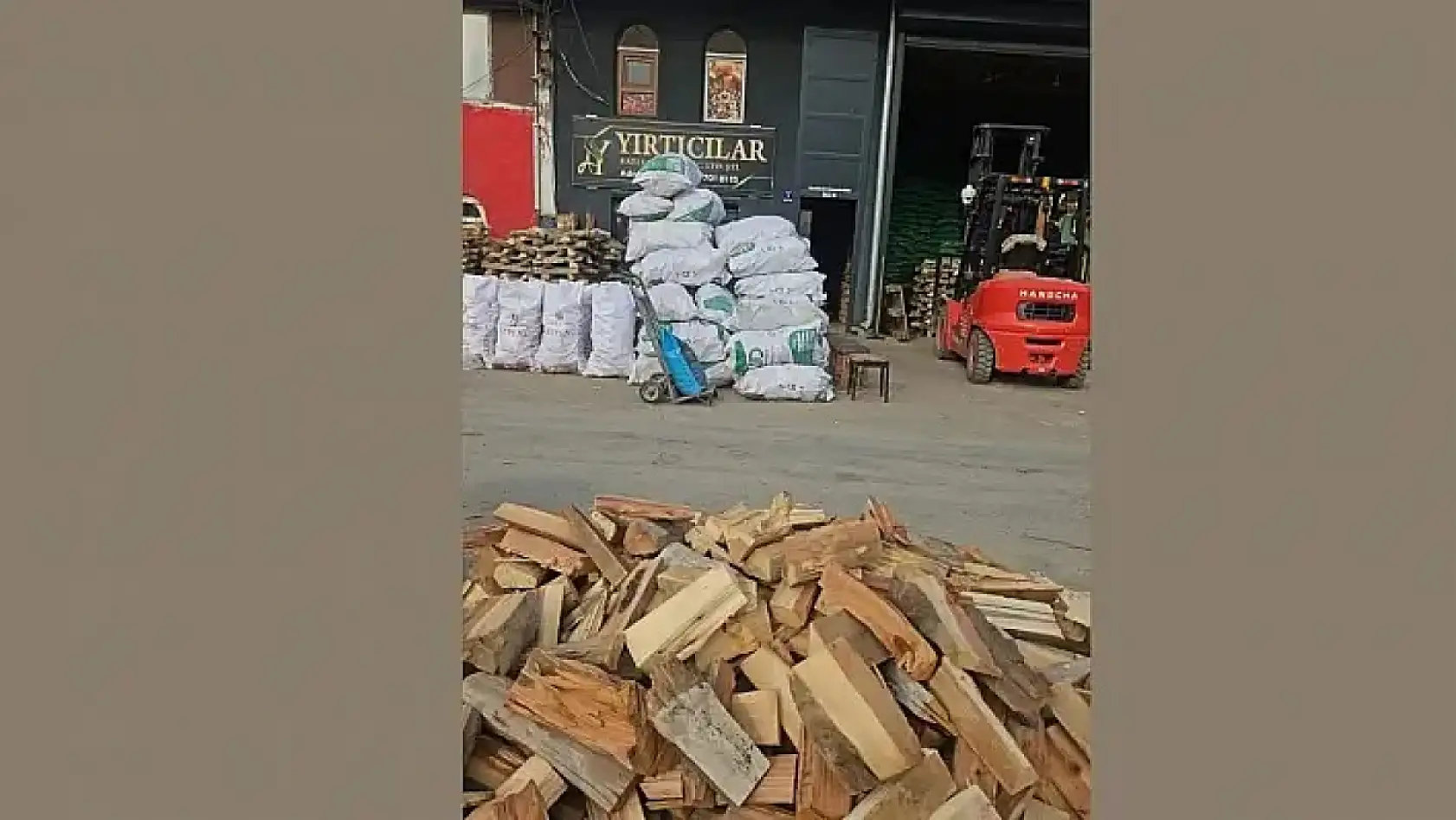 Kayseri'de kısa kısa: 10 Kasım, Kıbrıs uçağı krizi, Erciyes, Odun ve kömür fiyatları...