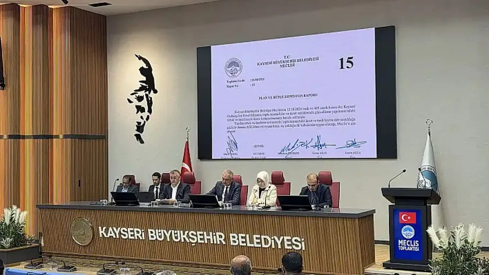 Kayseri'den kısa kısa: Okulda uyuşturucu operasyonu, at nalı, toplu taşıma zammı, festival, Kayserispor...