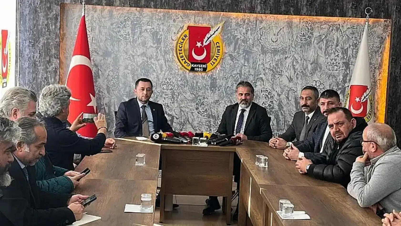 Kayseri'den kısa kısa - MHP, ERÜ, OSB, AGÜ: İşte şehrin 24 Aralık haberleri!