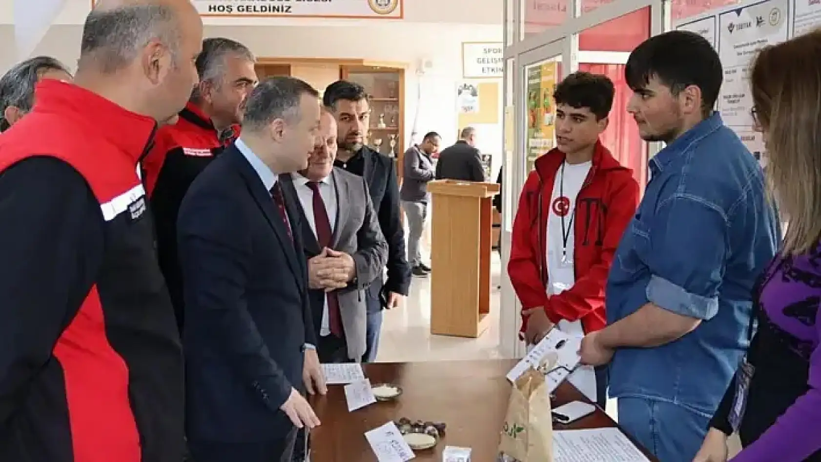 Kayseri'den kısa kısa: Kayseri'den Kısa Kısa: Baktır Çifti, Başkan Büyükkılıç, Yeniden Refah, Tarım Lisesi, Acun Ilıcalı…