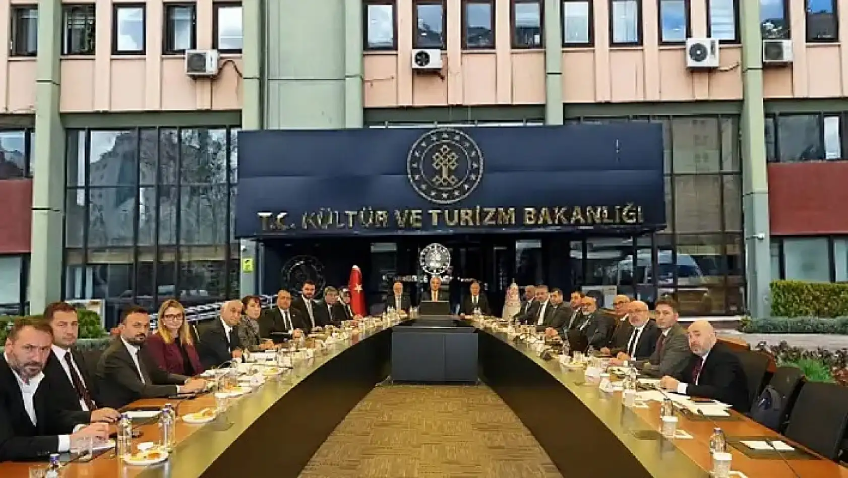 Kayseri'den kısa kısa: Trafik kazası, Master Planı, Baki Ersoy, Erciyes, Kayserispor…