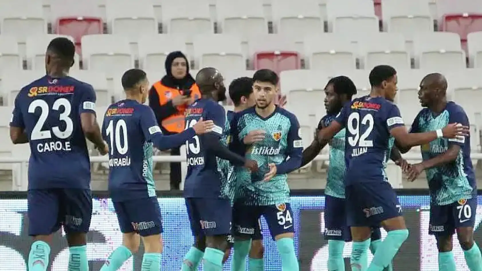 Kayseri'de hareketli Salı - Hırsızlık, Kilim Mobilya, Bayram hazırlığı, Meteoroloji, Kayserispor...