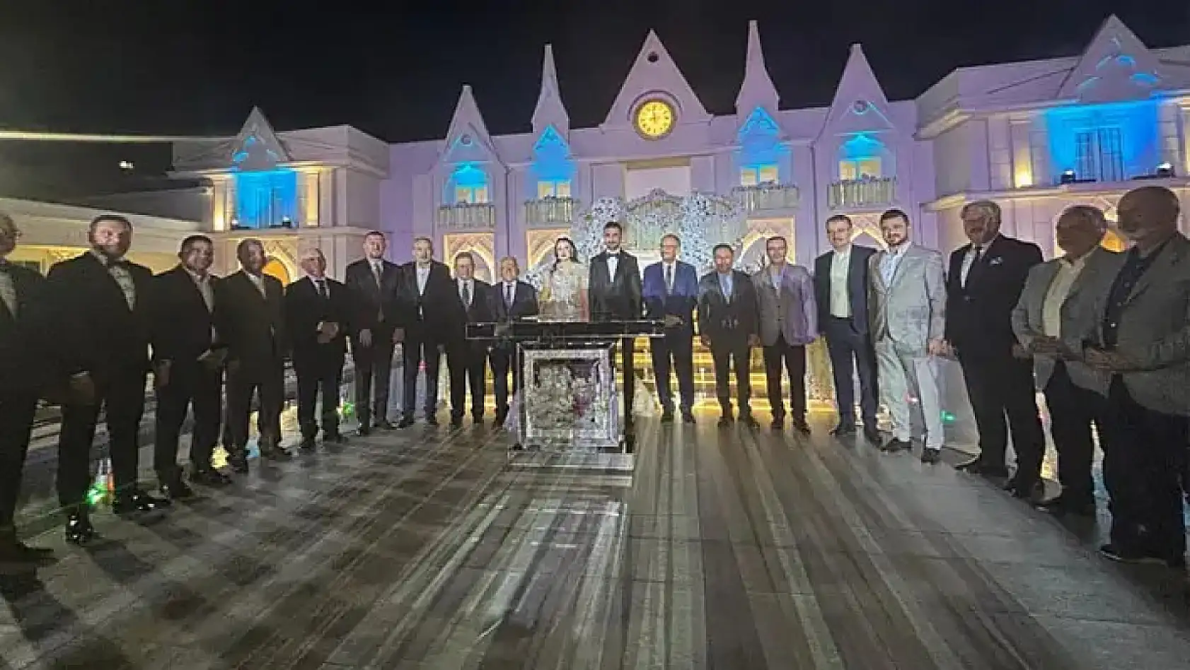 Kayseri kısa kısa: Yangın, Aşkın Genç, Meteoroloji, UTTS cihazı, Kayserispor...