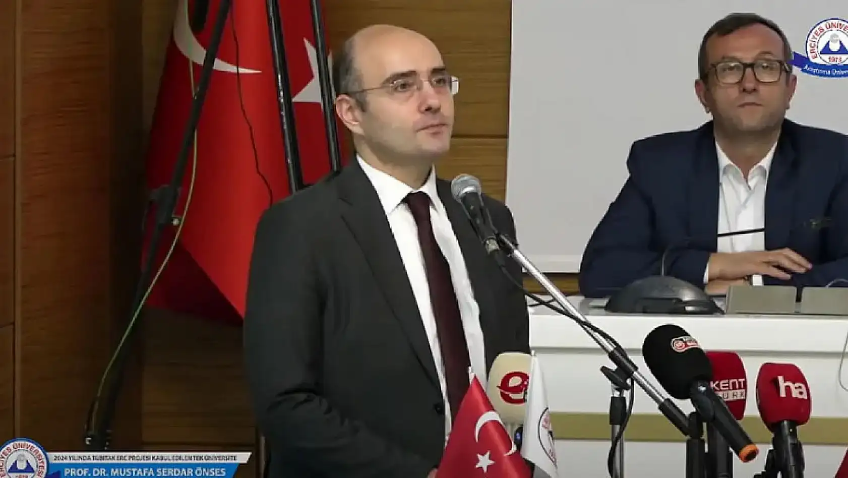 Erciyes Üniversitesi'ne ödül yağıyor - Bu sefer de Eczacılık Fakültesi!