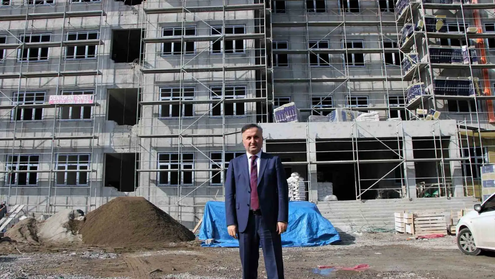 İkili eğitimi sona erdirecek inşaatlar devam ediyor