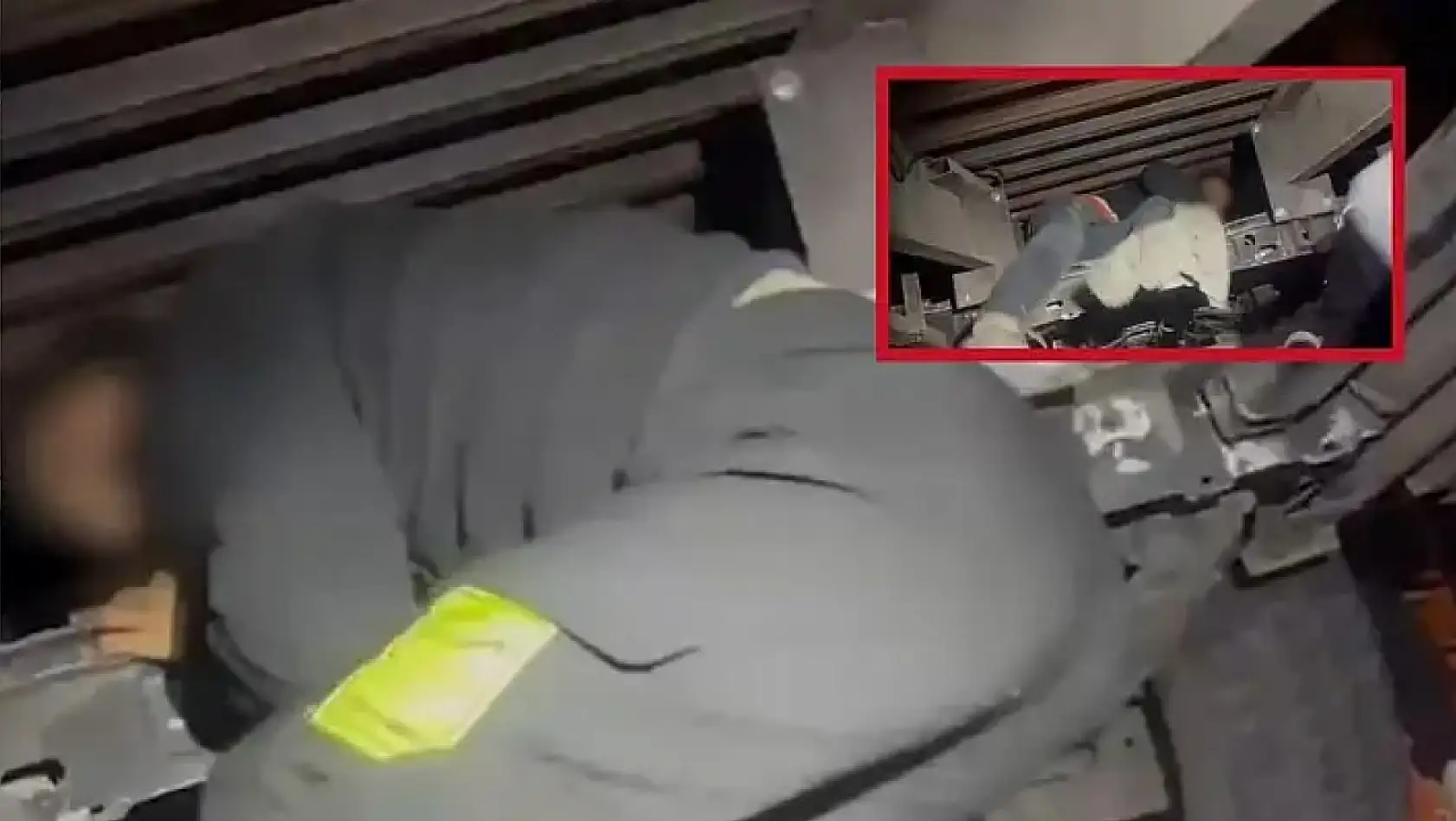 Kayseri'de durdurulan araçta gizli bölmede 2 düzensiz göçmen yakalandı