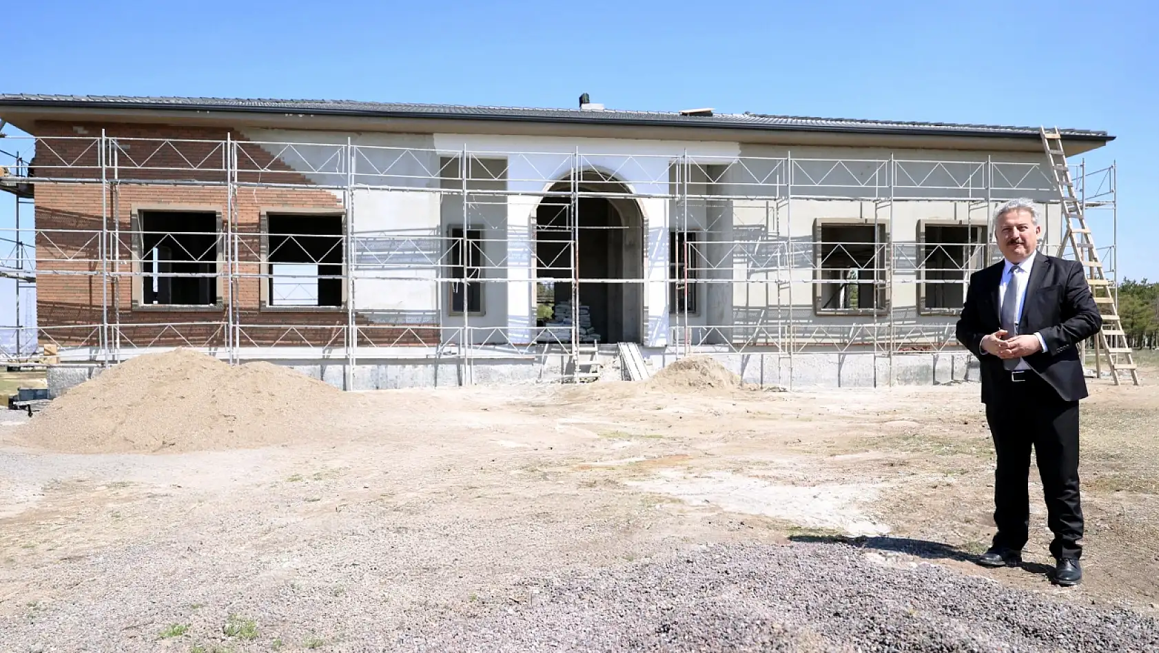 Melikgazi'nin çok amaçlı sosyal tesisi hızla yükseliyor