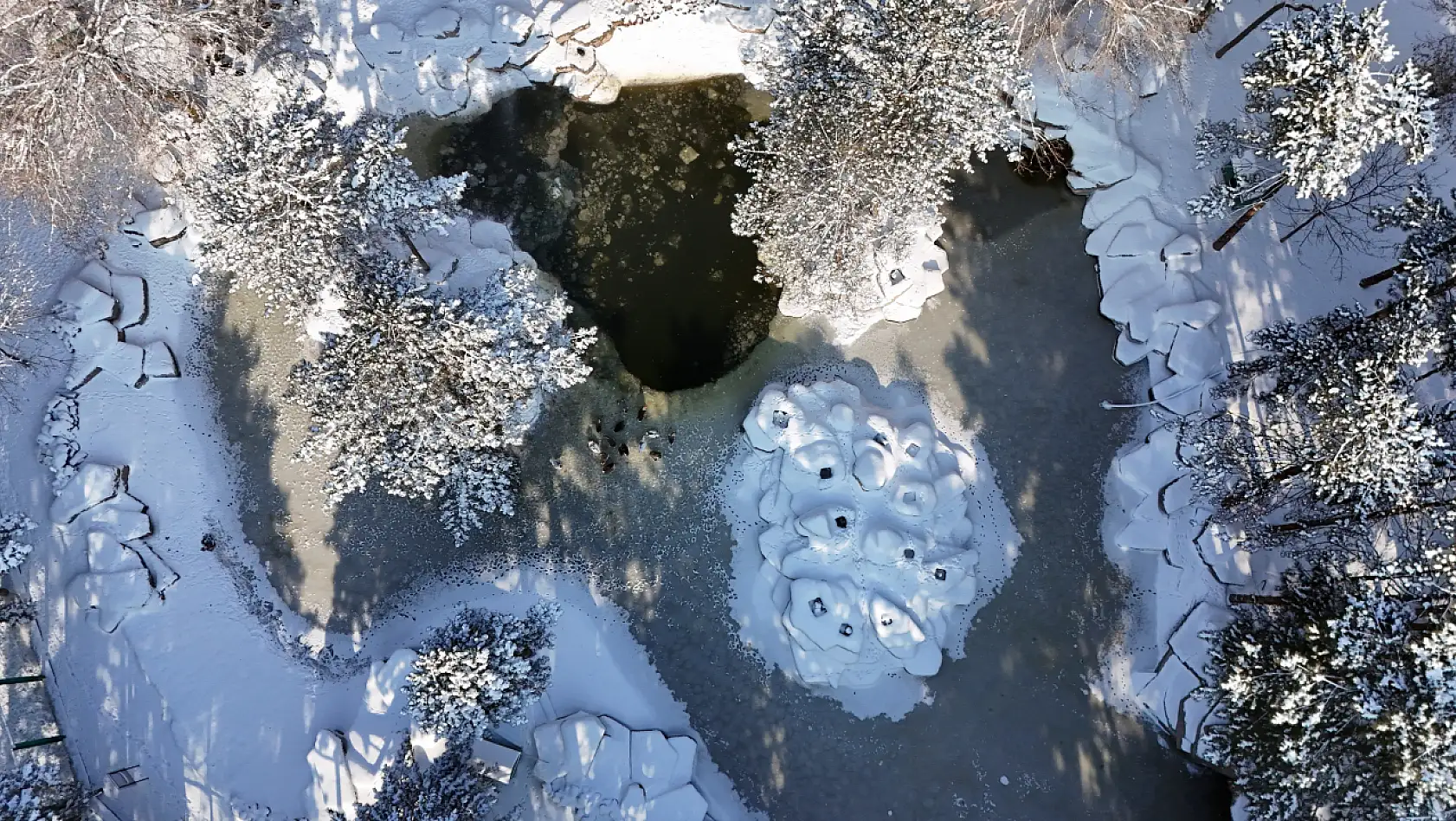 Termometreler eksi 14'ü gösterdi