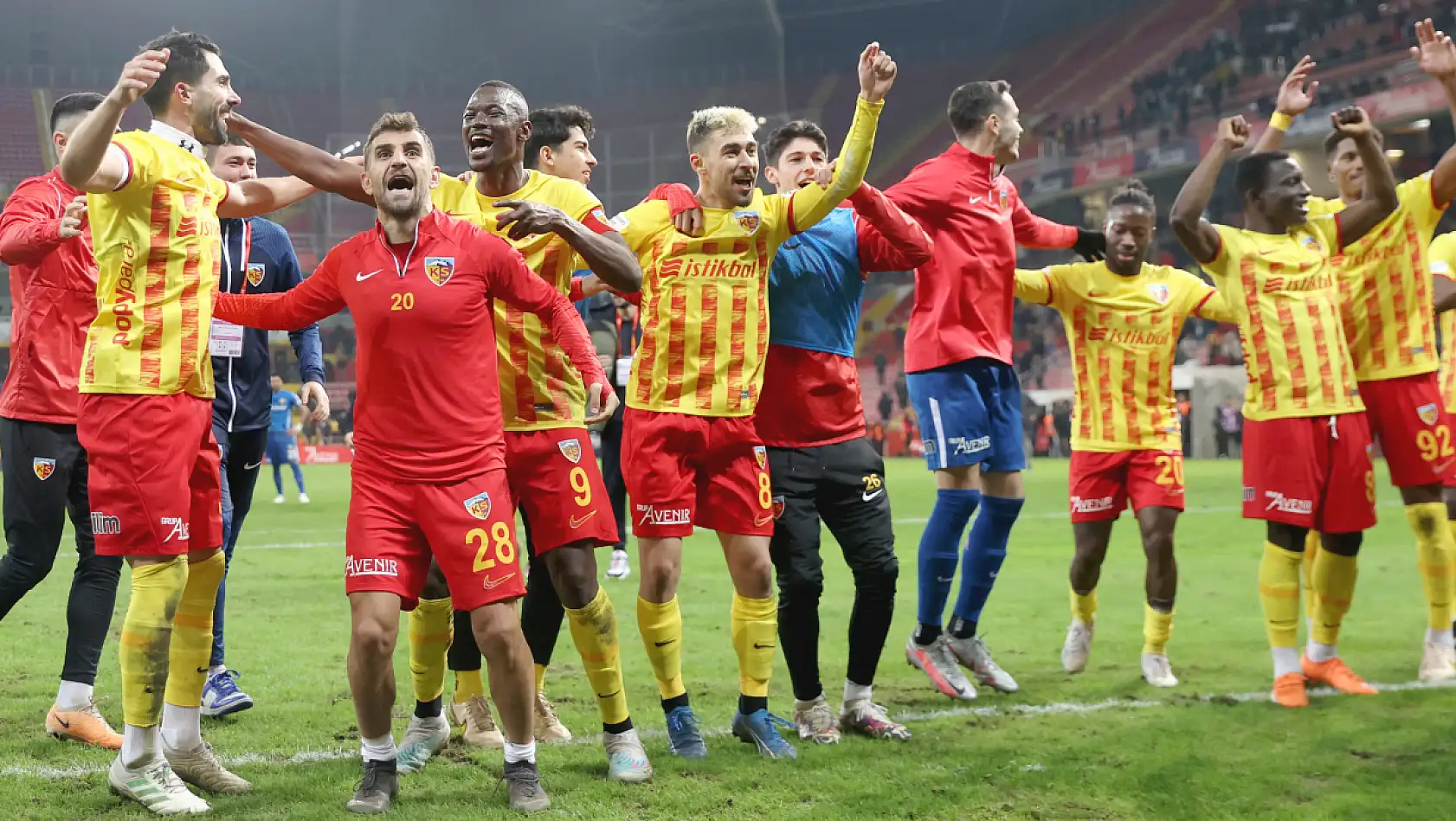 Uçar, 'Arkada kalmış gibi gözüksek de ciddi pozisyonlar yakalayan Kayserispor'du'