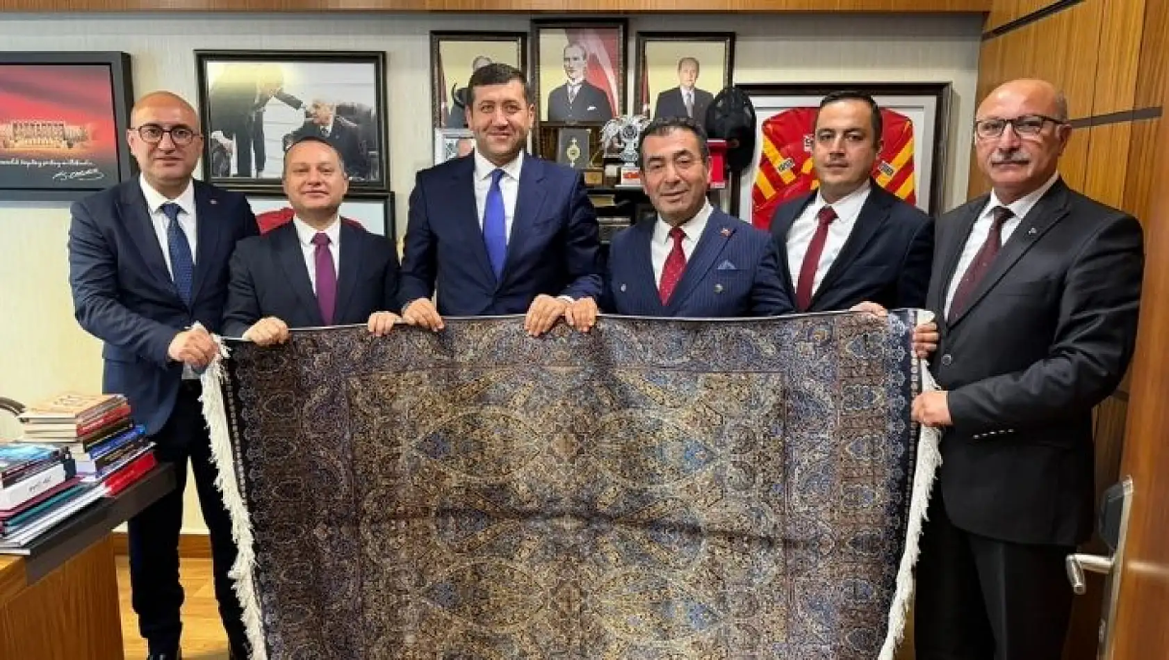 Sosyal medyada Kayseri rüzgarı: Protokolden yoğun ziyaret trafiği