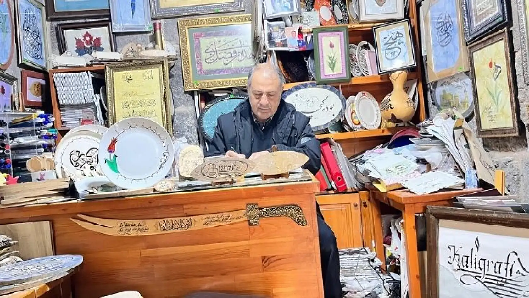 Kayseri'de yapraklara yazılan sanat