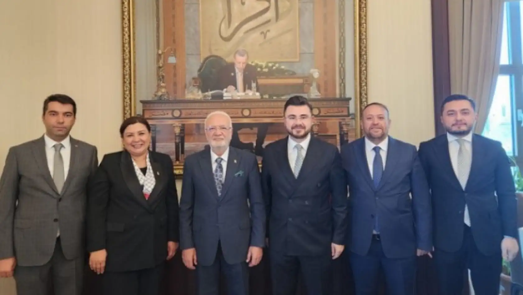 Kayseri'de sosyal medya gündemi: Sporcular, şehit aileleri ve siyasi ziyaretler