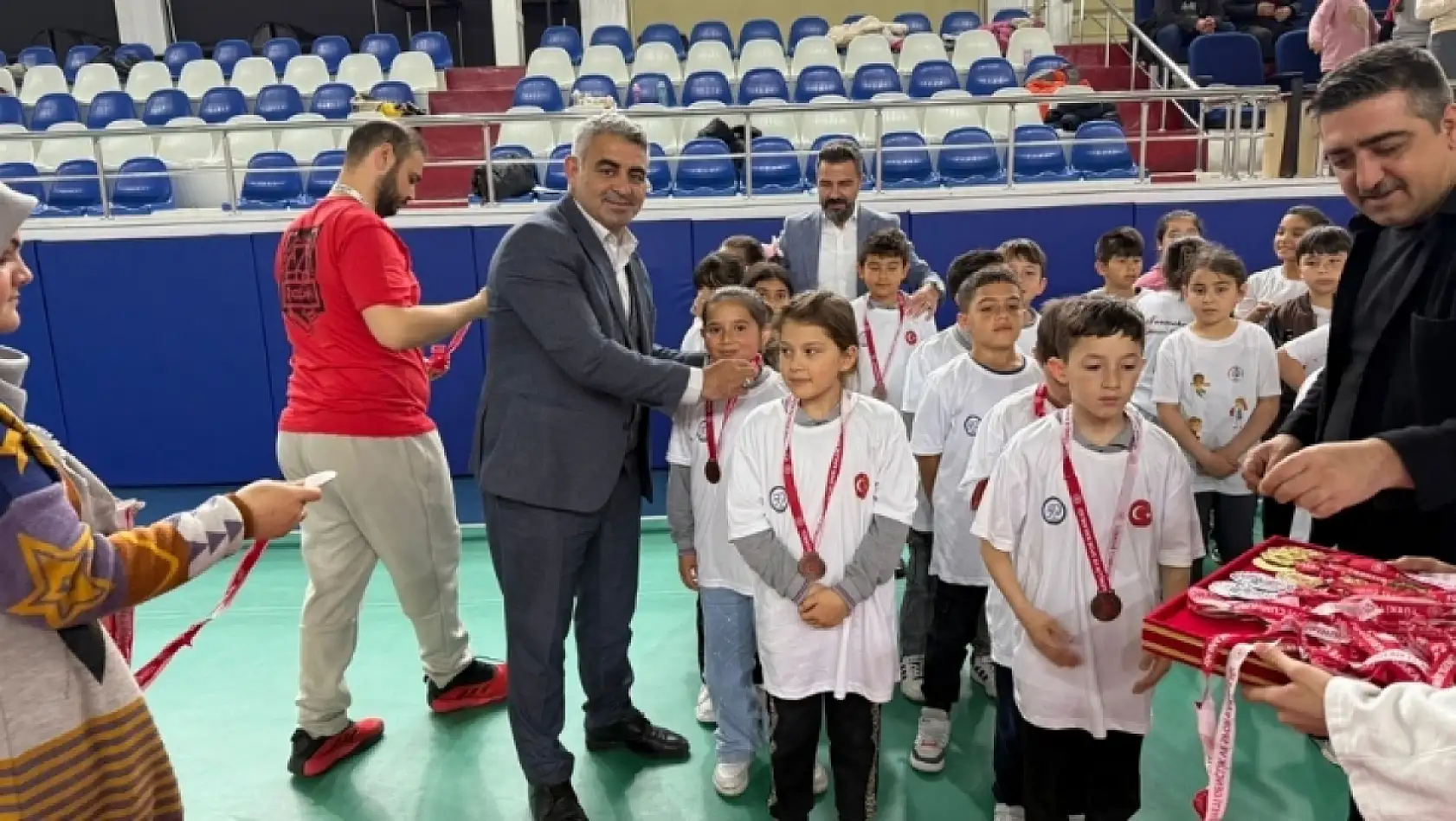 Tomarza'da Çocuk Oyunları Final müsabakaları tamamlandı
