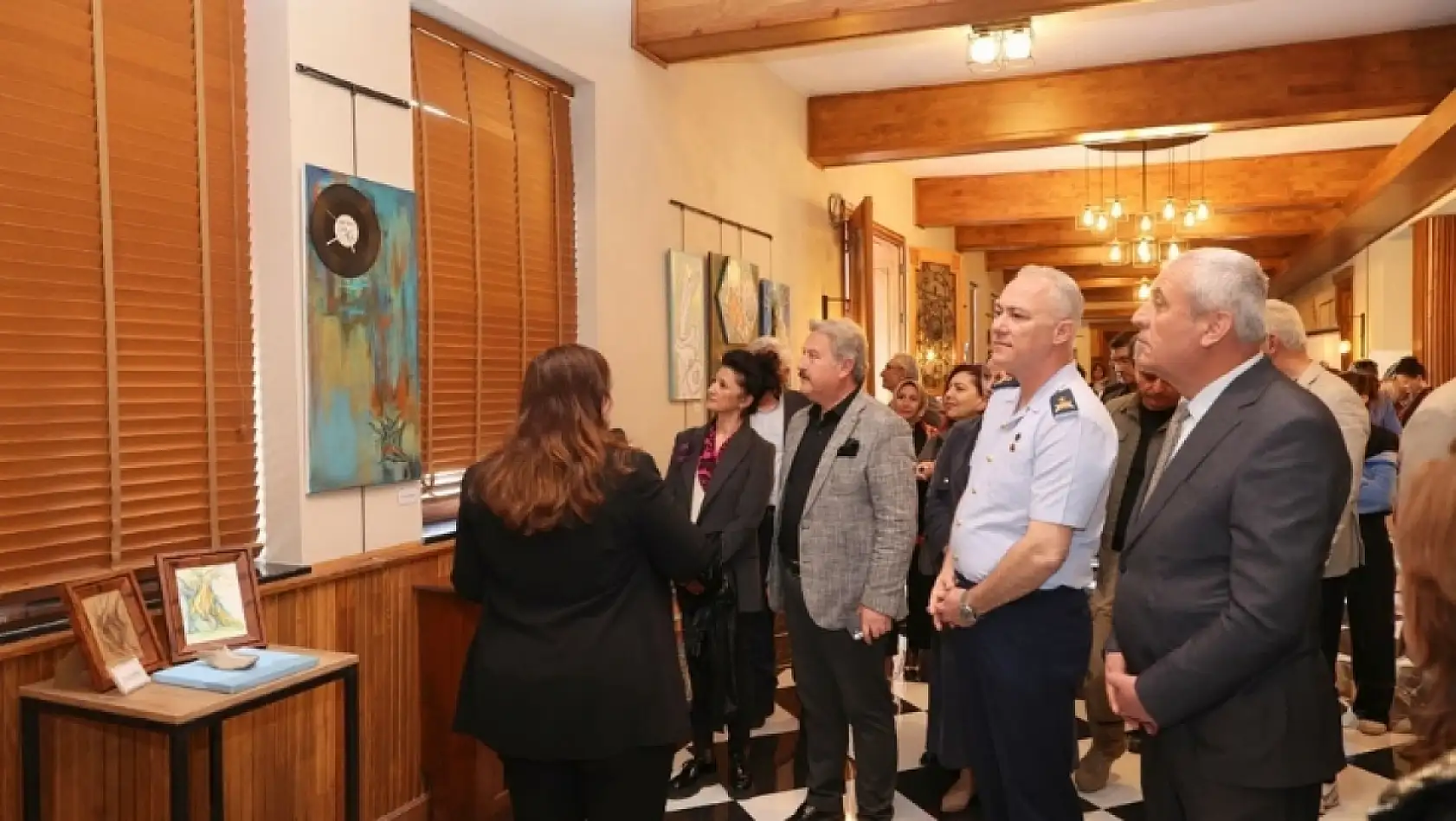 Kayseri'de Karma Resim Sergisi kapılarını açtı