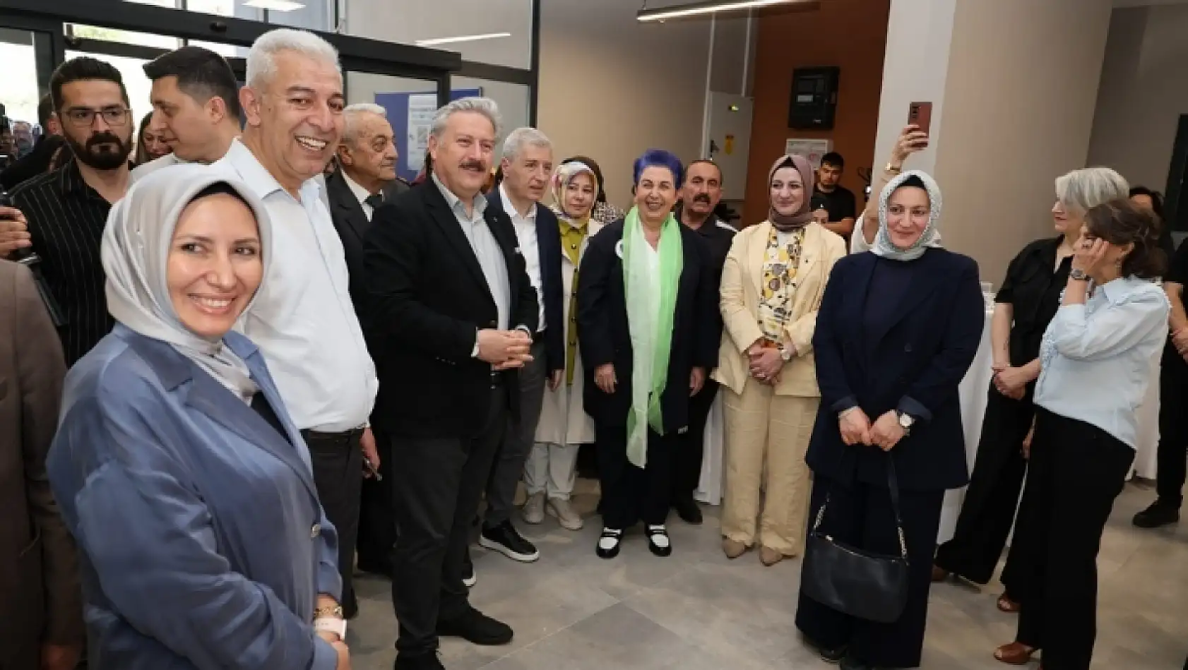 Melikgazi'den kadınlara ve gençlere yeni yaşam merkezi