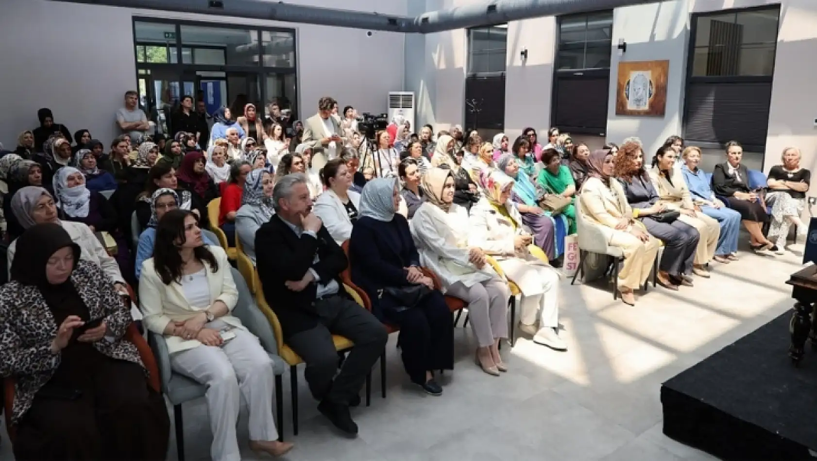 Melikgazi'den kadınlara ve gençlere yeni yaşam merkezi