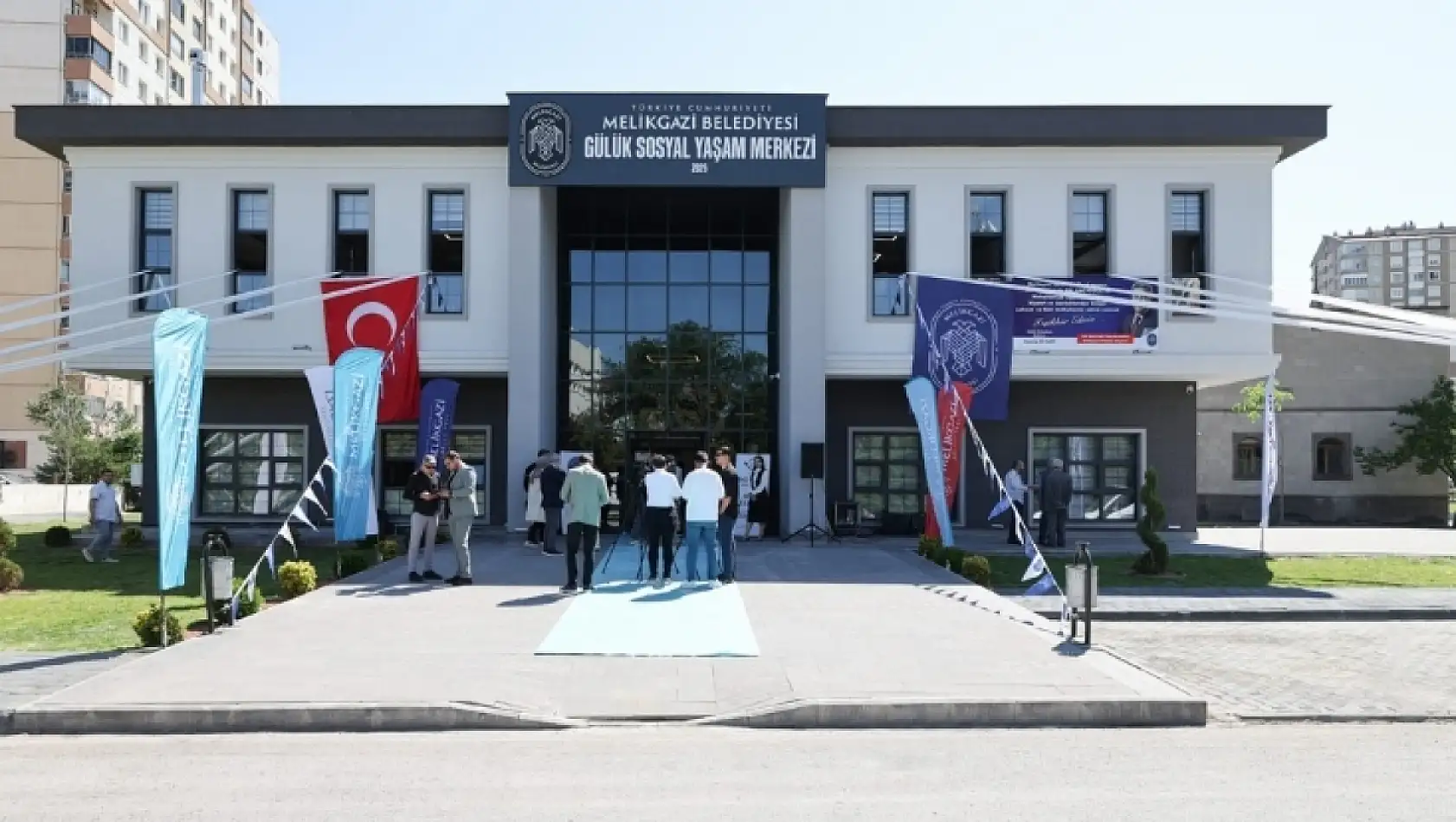 Melikgazi'den kadınlara ve gençlere yeni yaşam merkezi