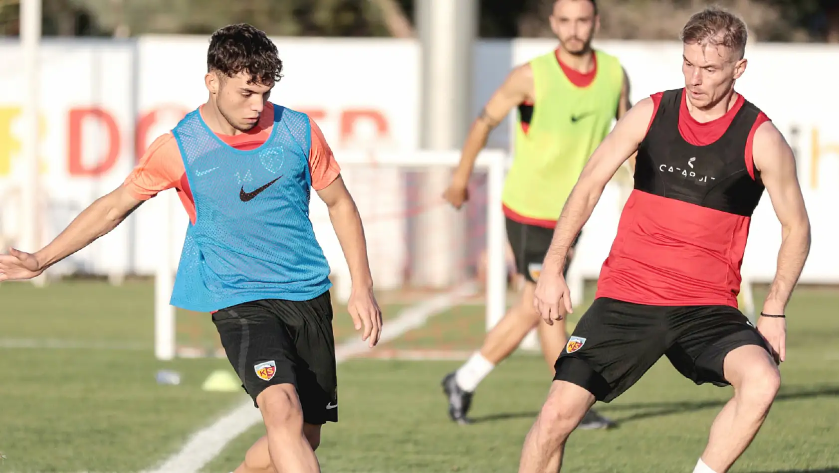 Kayserispor'da o futbolcu kadro dışı mı bırakıldı! 