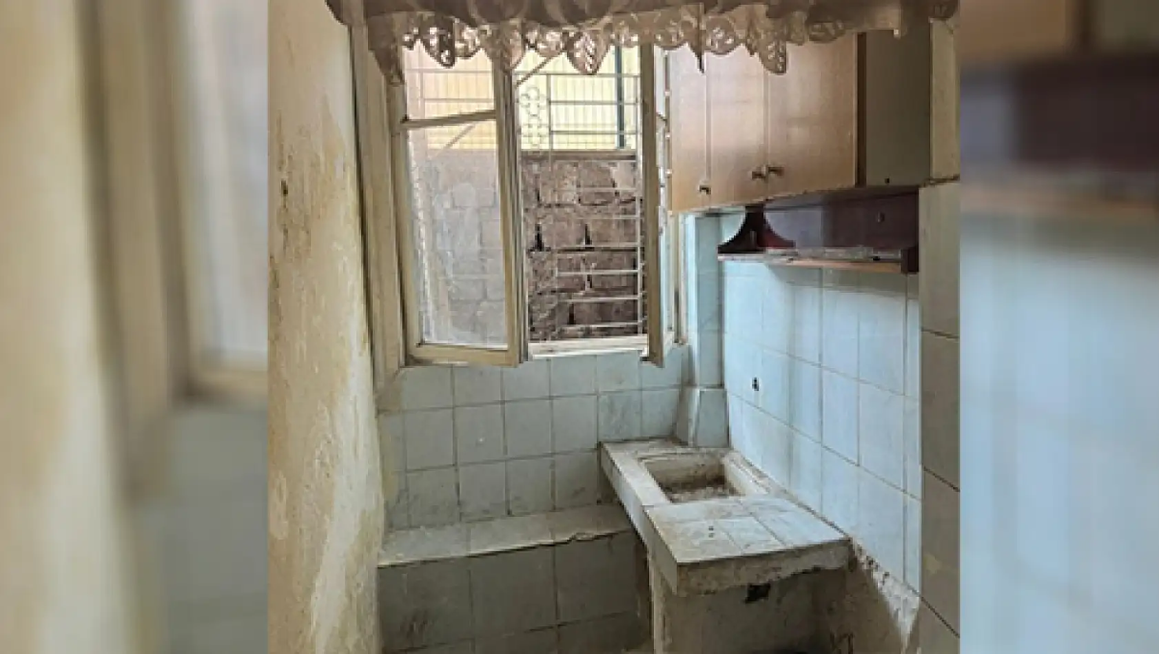 Kayseri'de 'Yarım milyona' harabe ev satıyorlar!