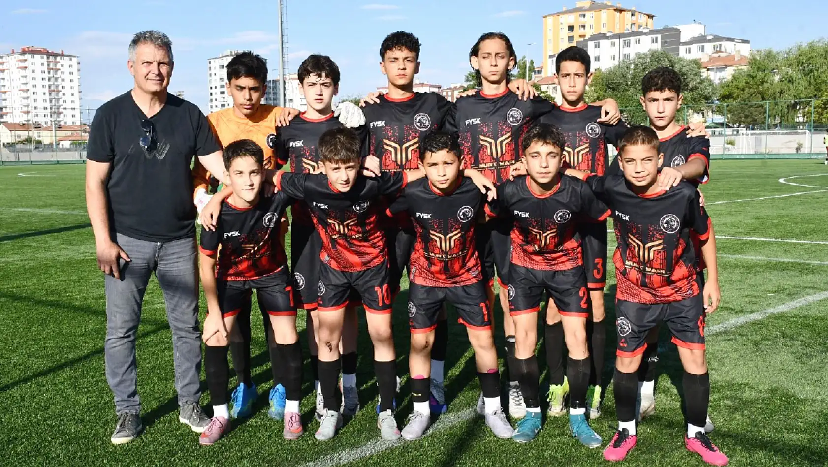 Önce Kayserispor, sonra final... Kayseri'nin yeni şampiyonu oldular