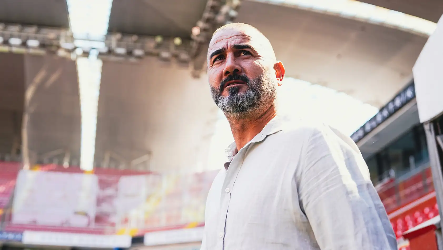 Kral Kayseri'ye geldi! İmzayı attı! İlk sözleri ne oldu?