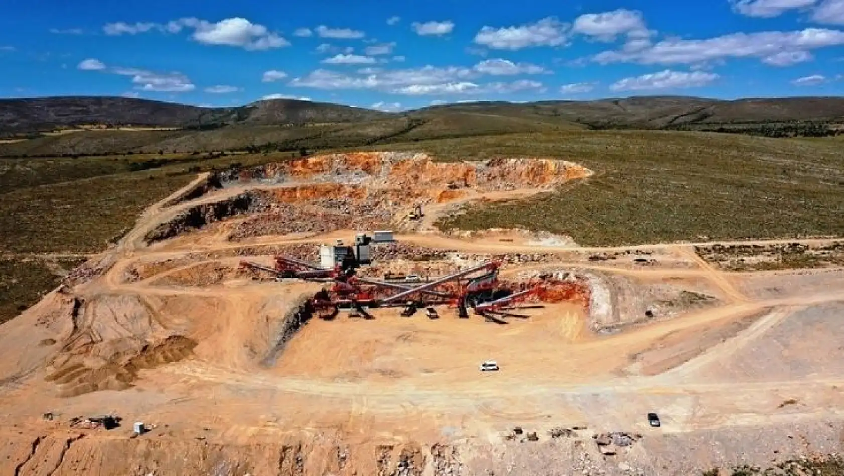 Kocasinan'da büyük dönüşüm: İHA'lar, robotlar, yerli asfalt…