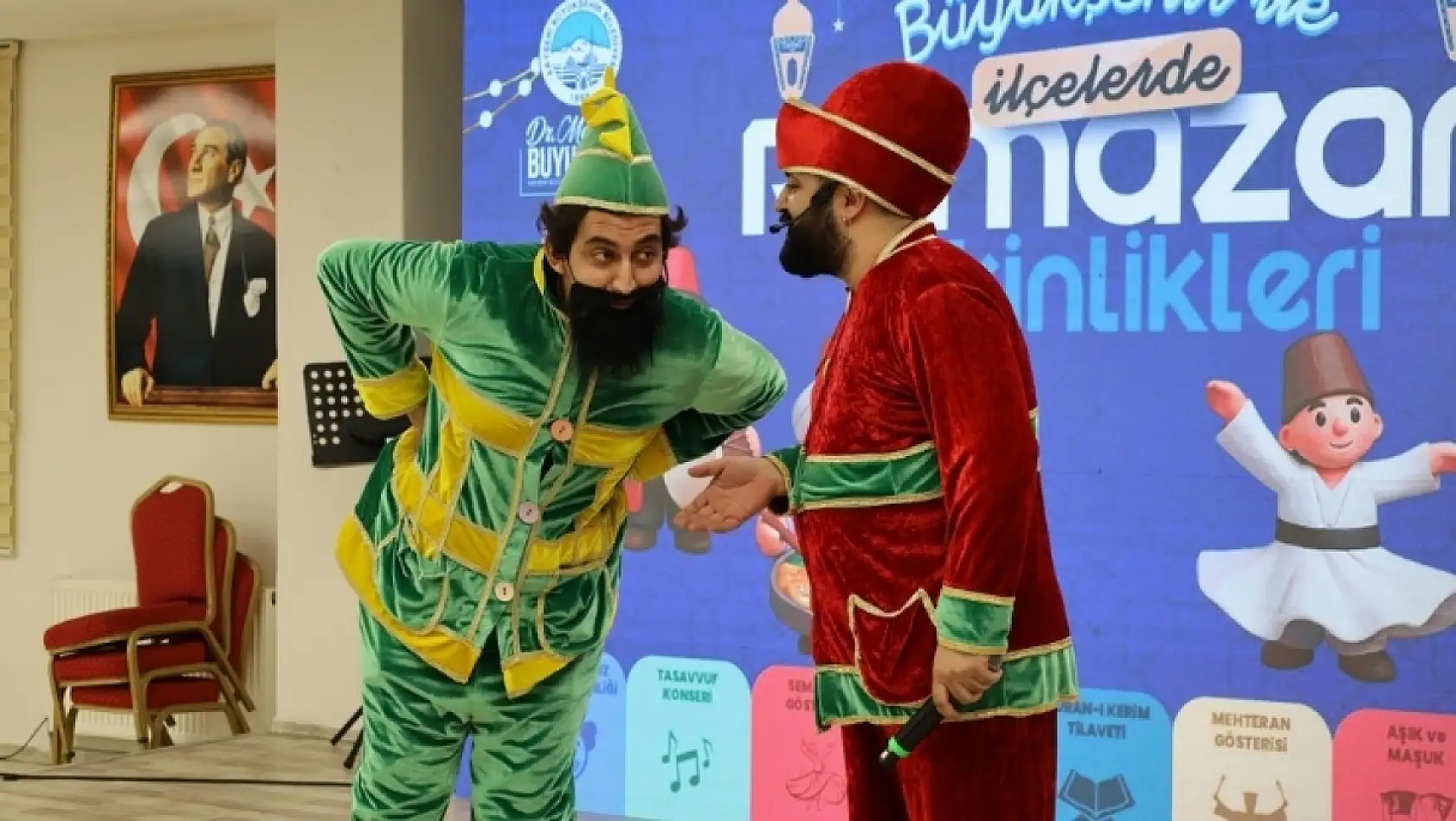 Yahyalı'da Ramazan coşkusu: Mehter, Hacivat-Karagöz ve tasavvuf konseri  yoğun ilgi gördü