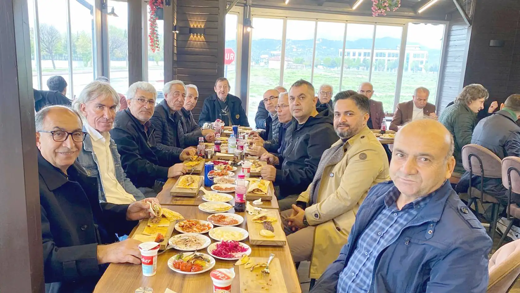 Kayserispor'un duayenleri bakın ne için bir araya geldi? Kimler katıldı, neler konuşuldu?