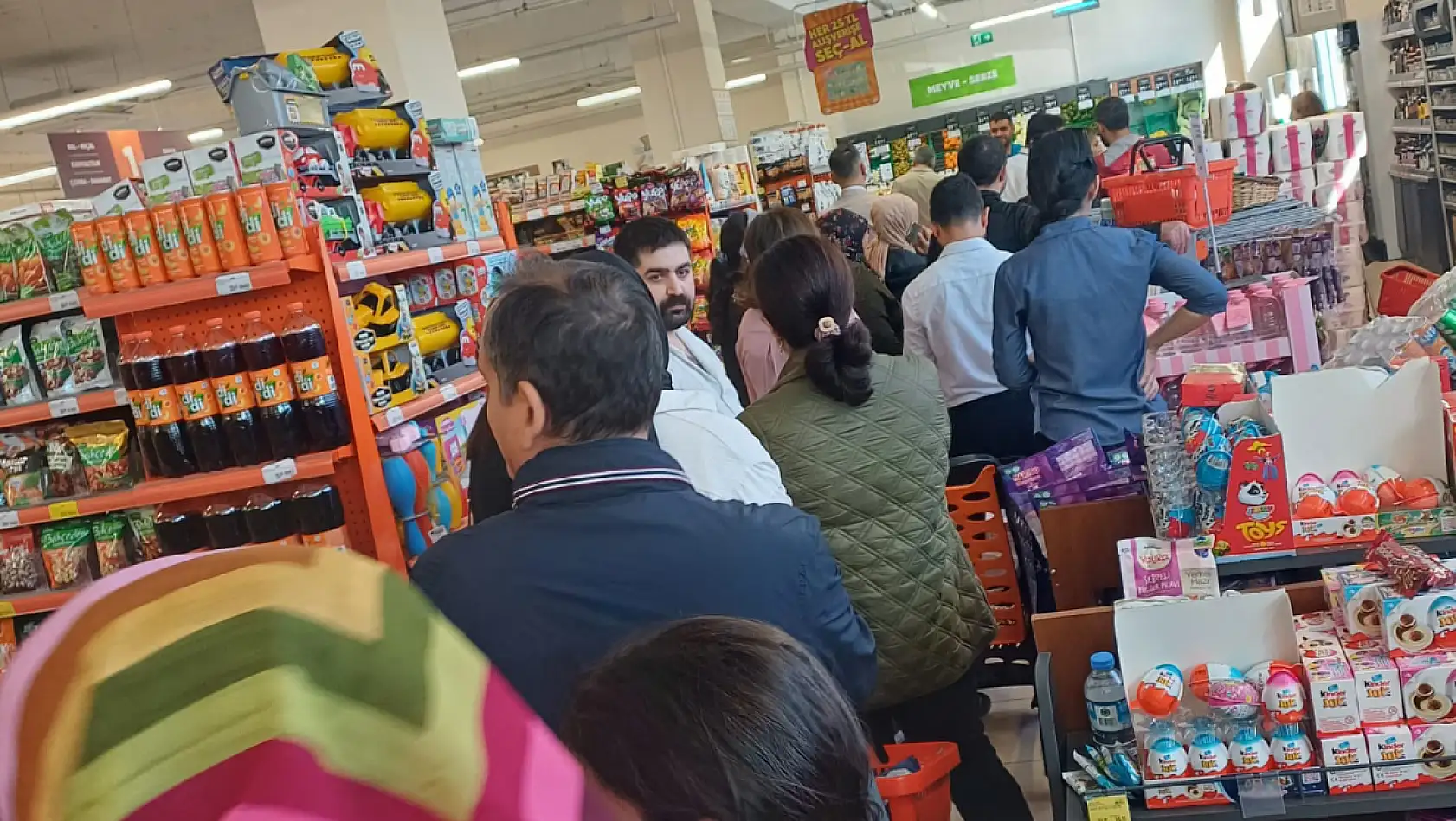 Kayserililer Bu Markete Akın Etti!