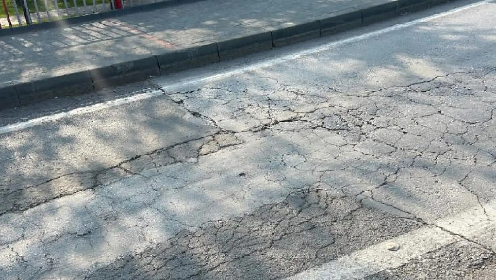 Kayseri'nin kilit noktası Sümer Üst Geçidi'nin o hali vatandaşların tepkisini çekiyor: İşte nedeni!