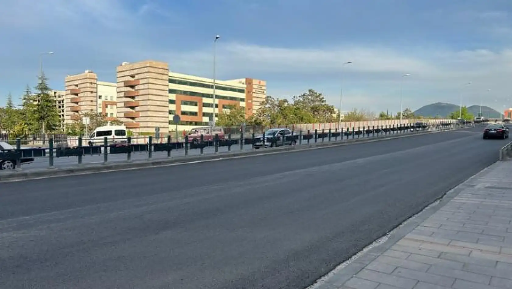 Sümer Üst Geçidi'ne Büyükşehir Belediyesi'nden jet müdahale: Vatandaşlar takdir etti!